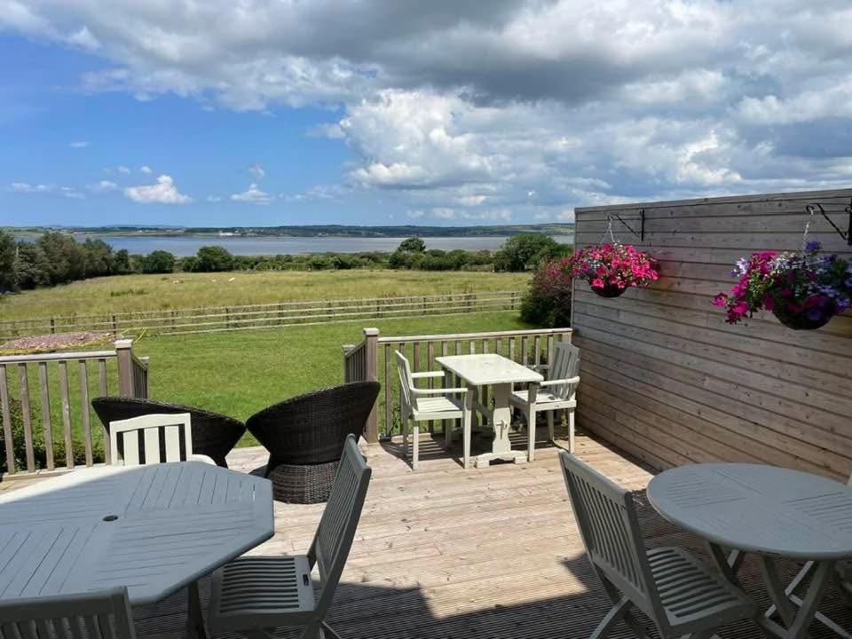 Keanes Of Curraheen, Bar, Restaurant & Accommodation Tralee Exteriér fotografie