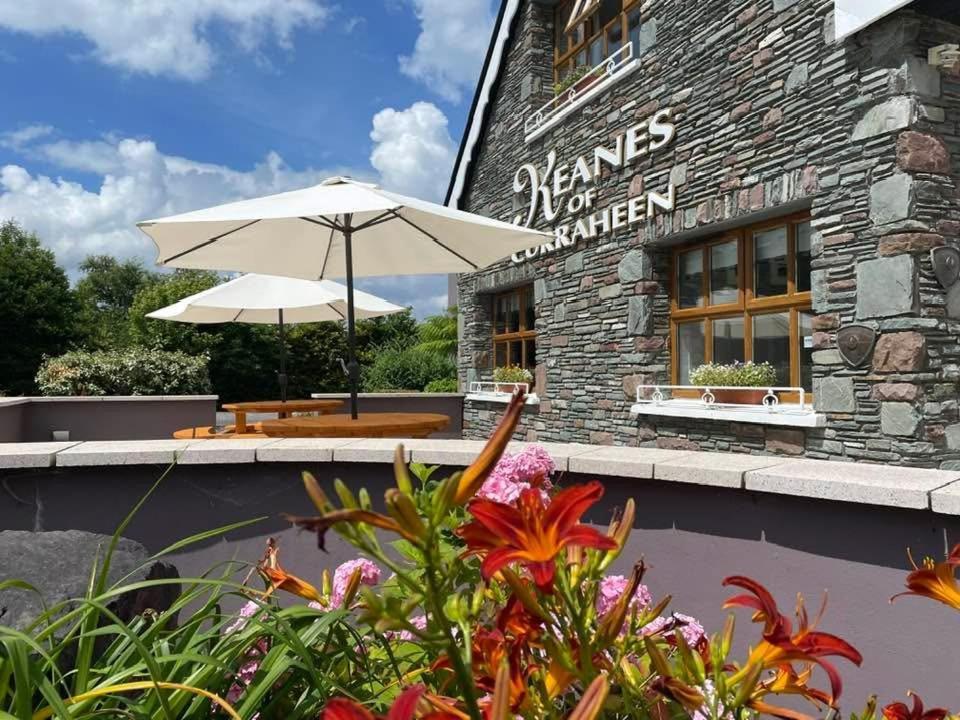 Keanes Of Curraheen, Bar, Restaurant & Accommodation Tralee Exteriér fotografie